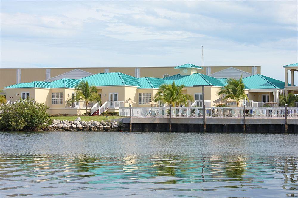 Key West Harbour Oceanfront Suites Exterior photo